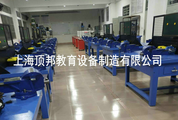 鉗工工作臺(防護網B)