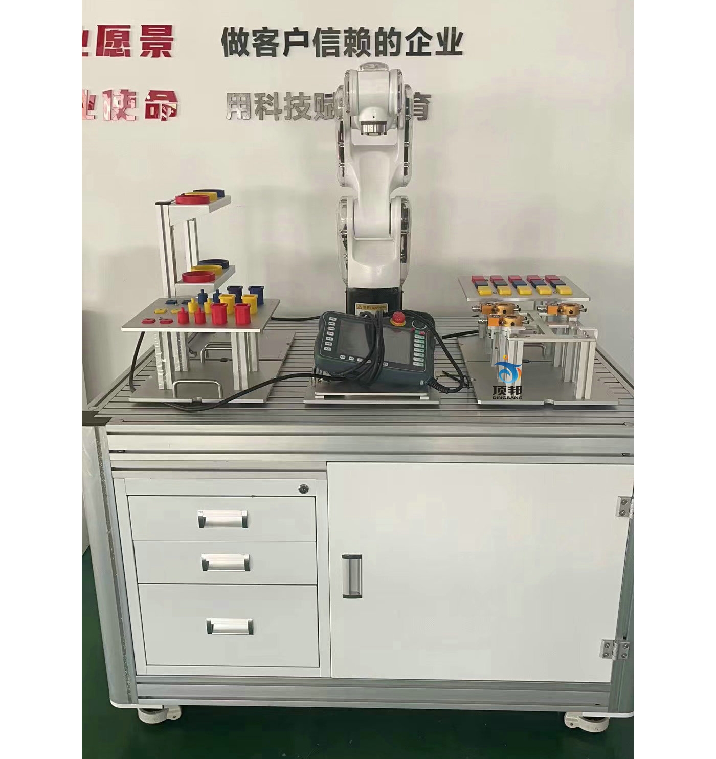 工業機器人拆裝實訓裝置