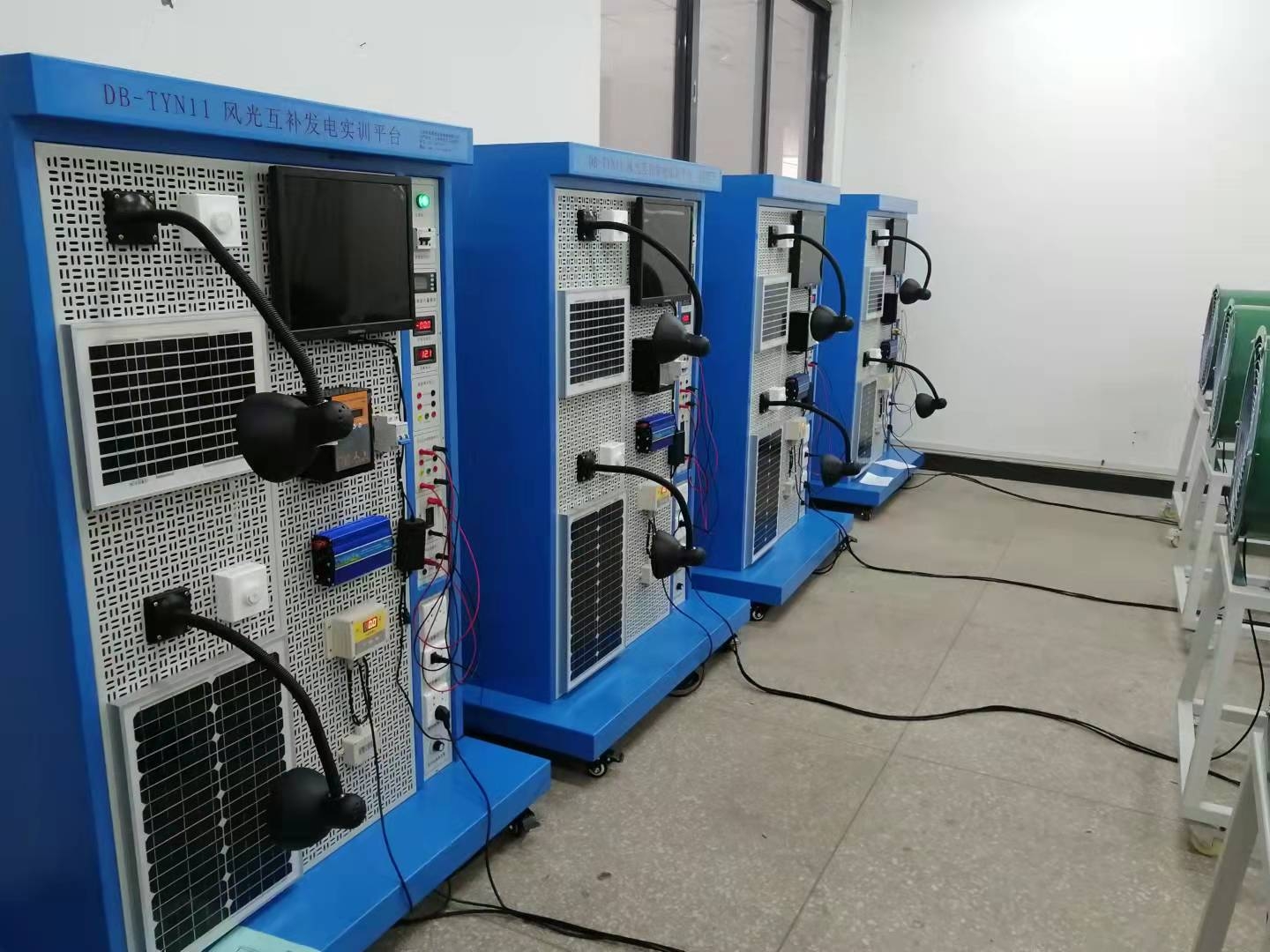 風光互補發電實訓平臺